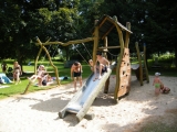 Dětské hřiště u brouzdaliště na Tyršově koupališti ve Dvoře Králové nad Labem